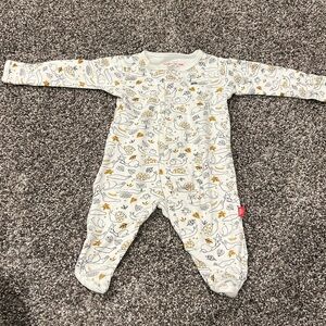 Magnetic Me “Slow Living” Cotton Footie